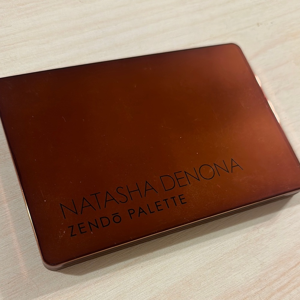 Neutral & Warm Eyeshadow Palette - Mixed Metallic and Matte Shades - Picture 5 of 6